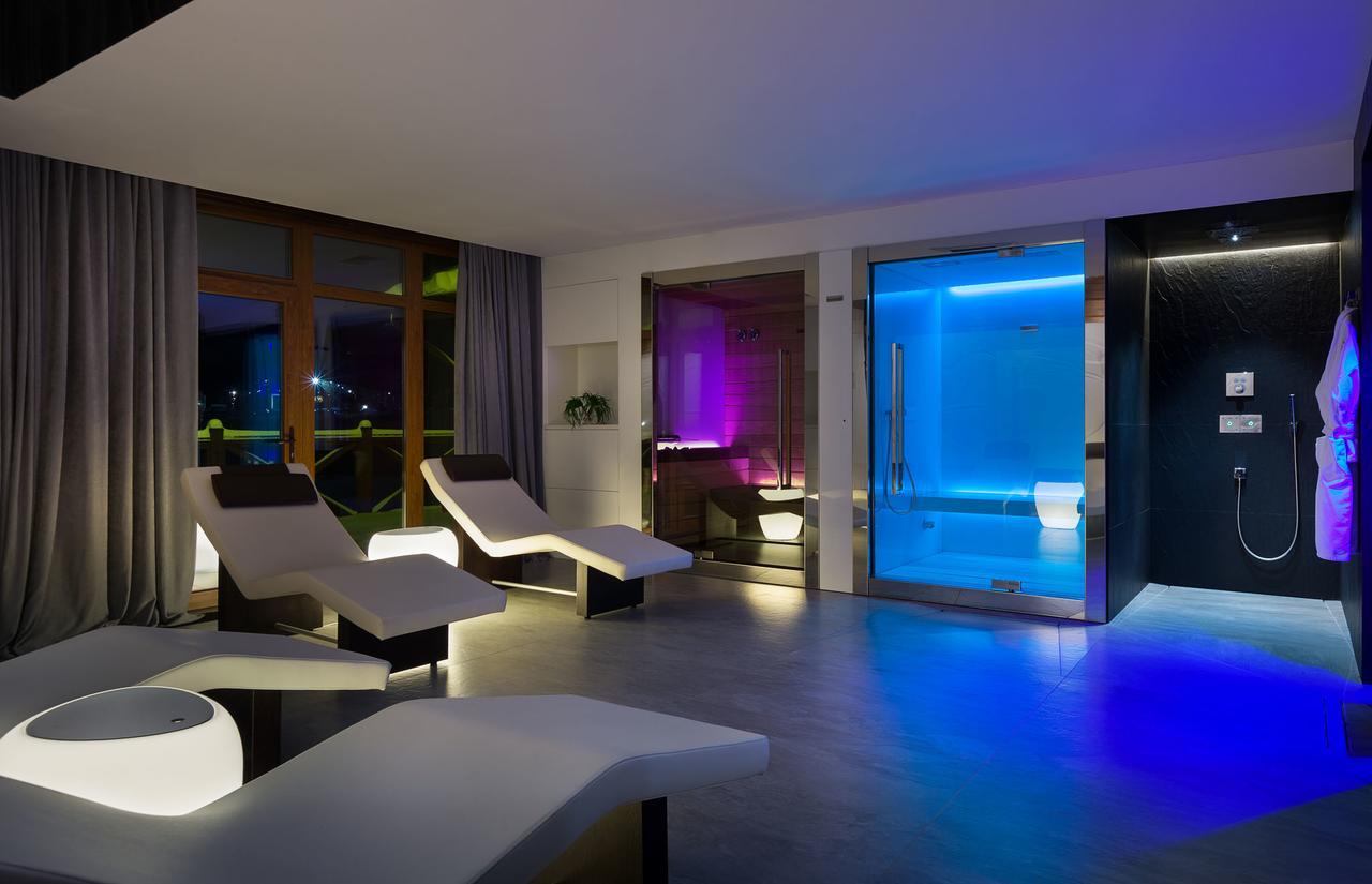 Equides Club 호텔 Lesniki 외부 사진
